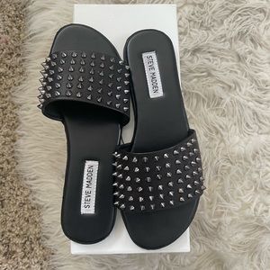 Black Steve Madden slide sandals